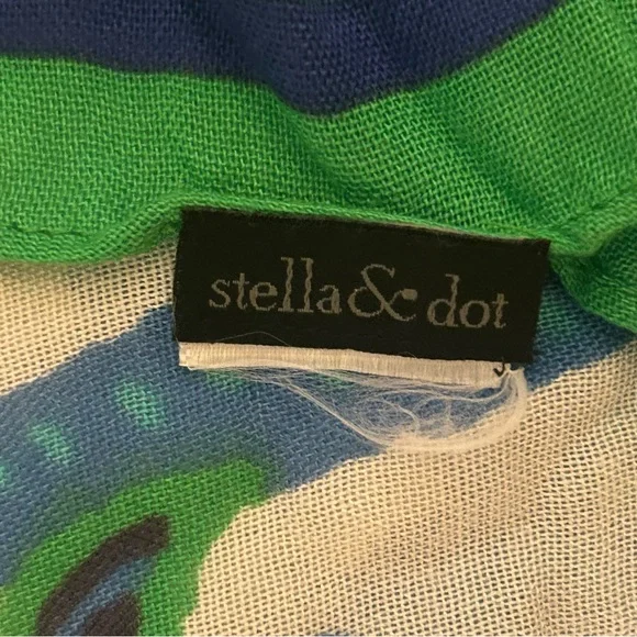 Big, Beautiful Stella & Dot Union Square Scarf Wrap Sarong - Picture 4 of 5